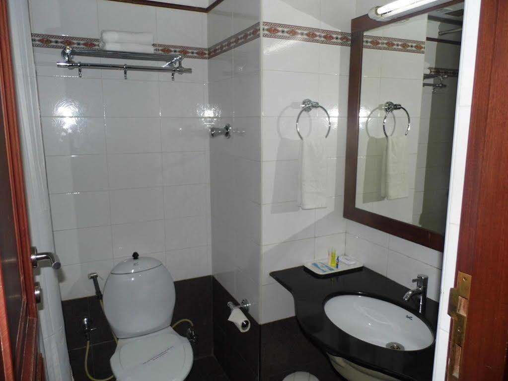 Keys Select By Lemon Tree Hotels, Malabar Gate, Kozhikode Exterior photo